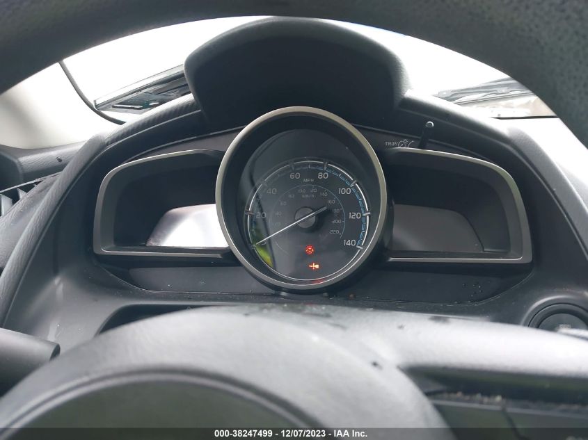 2019 TOYOTA YARIS L/LE/XLE - 3MYDLBYV2KY528749
