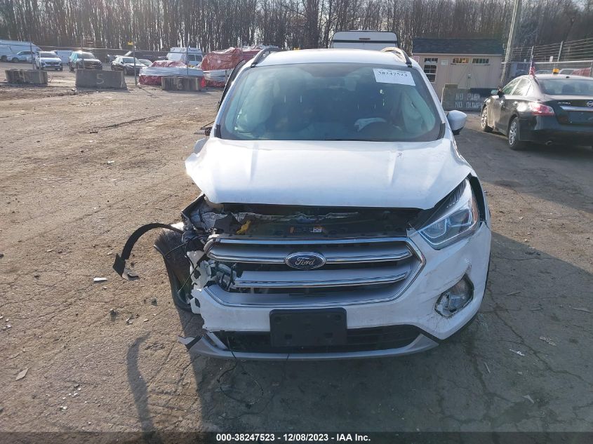 2017 FORD ESCAPE SE - 1FMCU9GD2HUC70491