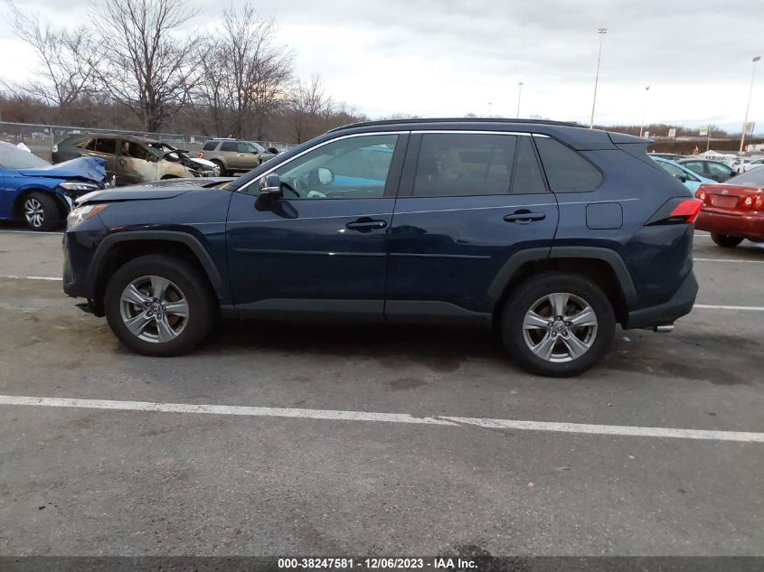 2022 TOYOTA RAV4 XLE - 2T3RWRFV0NW137357