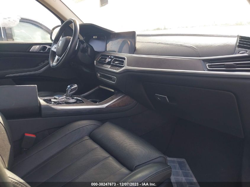 2019 BMW X7 XDRIVE50I 5UXCX4C59KLS38937