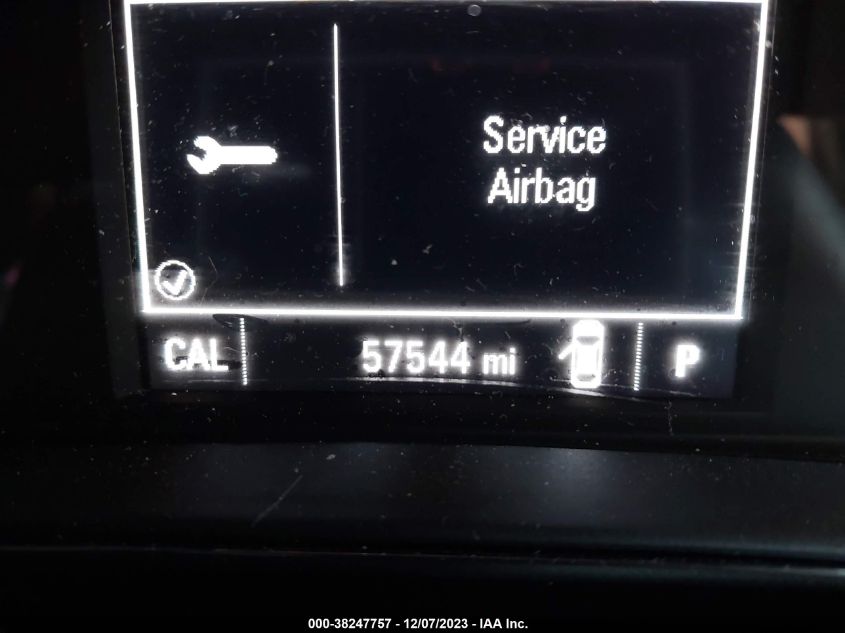 2018 CHEVROLET CRUZE LT - 1G1BE5SM1J7152572