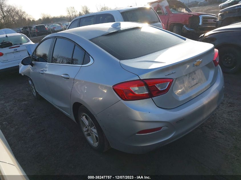 2018 CHEVROLET CRUZE LT - 1G1BE5SM1J7152572