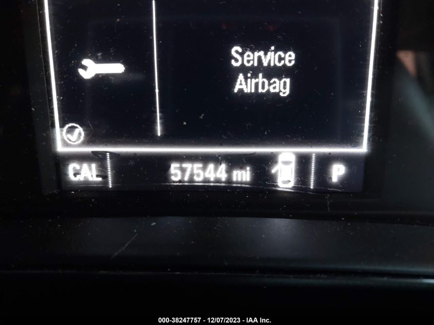 2018 CHEVROLET CRUZE LT - 1G1BE5SM1J7152572