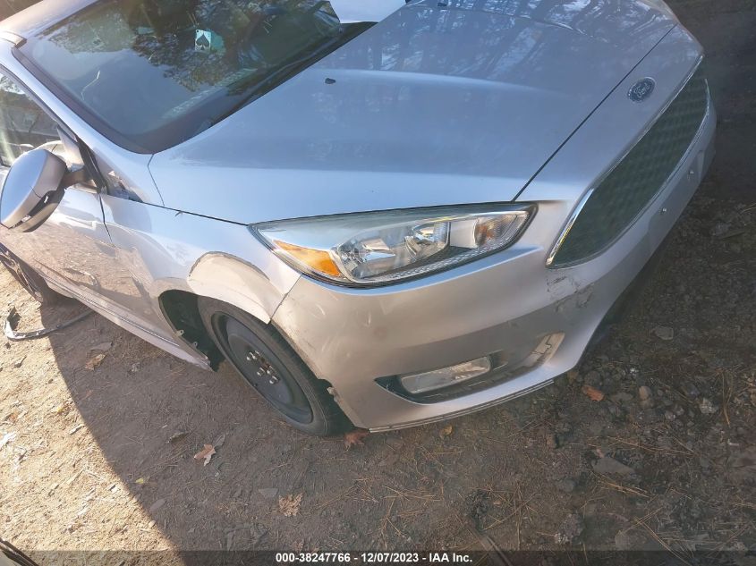 2015 FORD FOCUS SE - 1FADP3F20FL215835