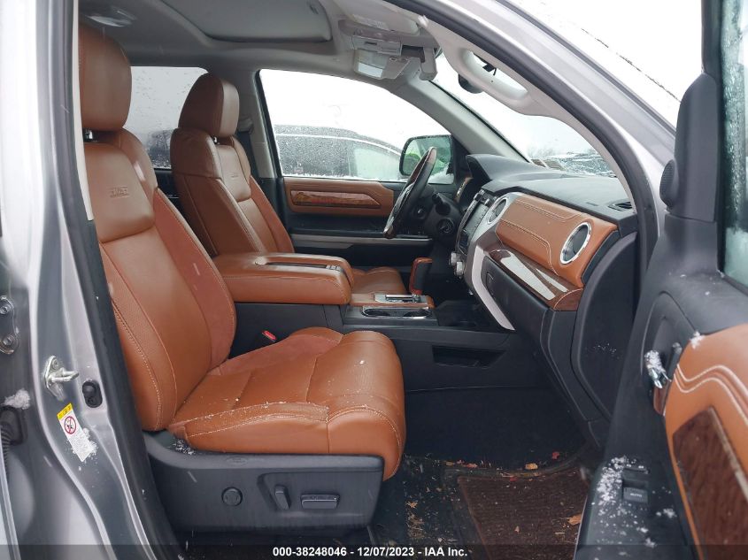 2019 TOYOTA TUNDRA CREWMAX 1794/CREWMAX PLAT - 5TFAY5F15KX826556