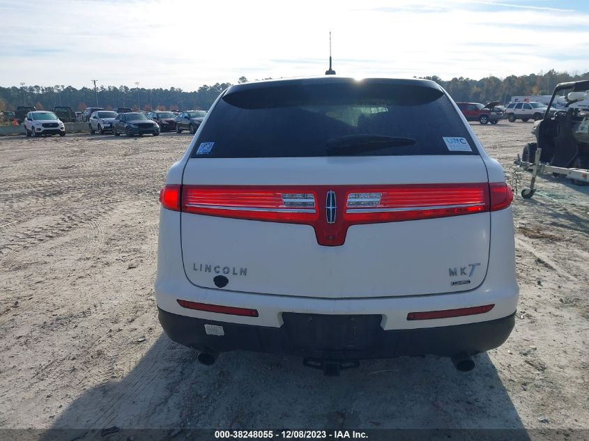 2014 LINCOLN MKT - 2LMHJ5AT4EBL56415