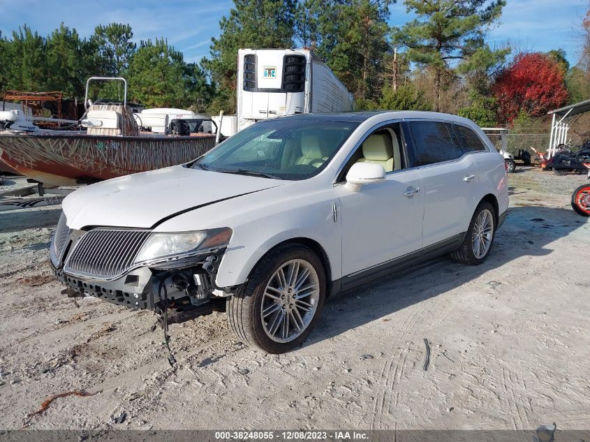 2014 LINCOLN MKT - 2LMHJ5AT4EBL56415