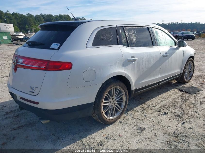 2014 LINCOLN MKT - 2LMHJ5AT4EBL56415