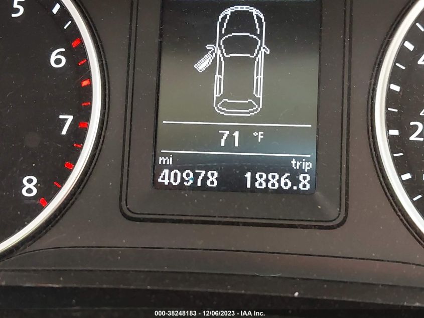2016 VOLKSWAGEN TIGUAN S/SE/SEL/R-LINE - WVGAV7AX2GW522416