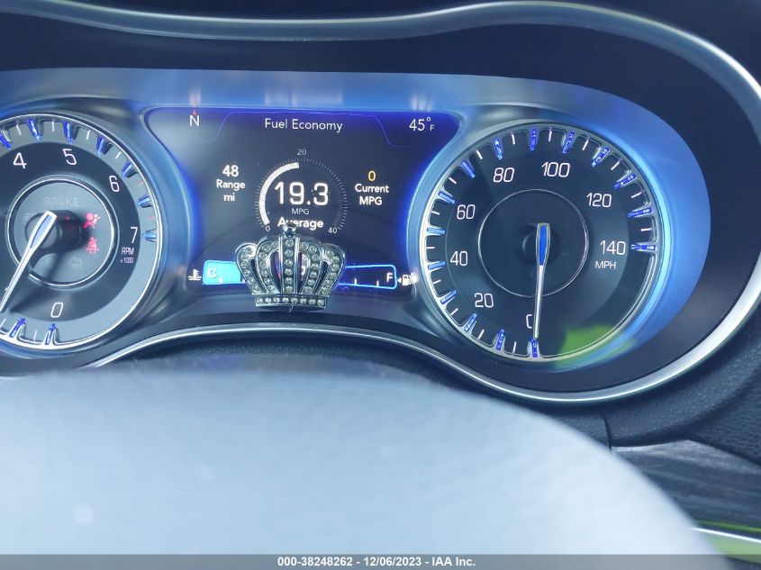2019 CHRYSLER 300 TOURING - 2C3CCAAG1KH564801