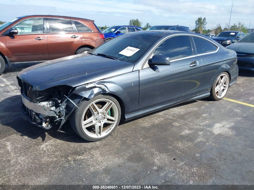 2014 MERCEDES-BENZ C 250 WDDGJ4HBXEG184621
