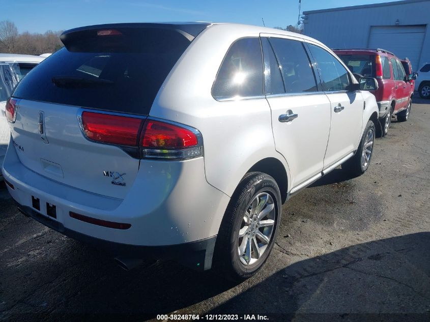 2013 LINCOLN MKX - 2LMDJ8JK0DBL20338
