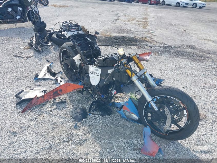 2009 YAMAHA YZFR6 - JYARJ16E49A011924