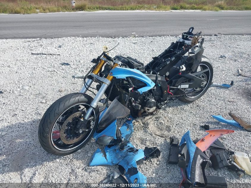 2009 YAMAHA YZFR6 - JYARJ16E49A011924