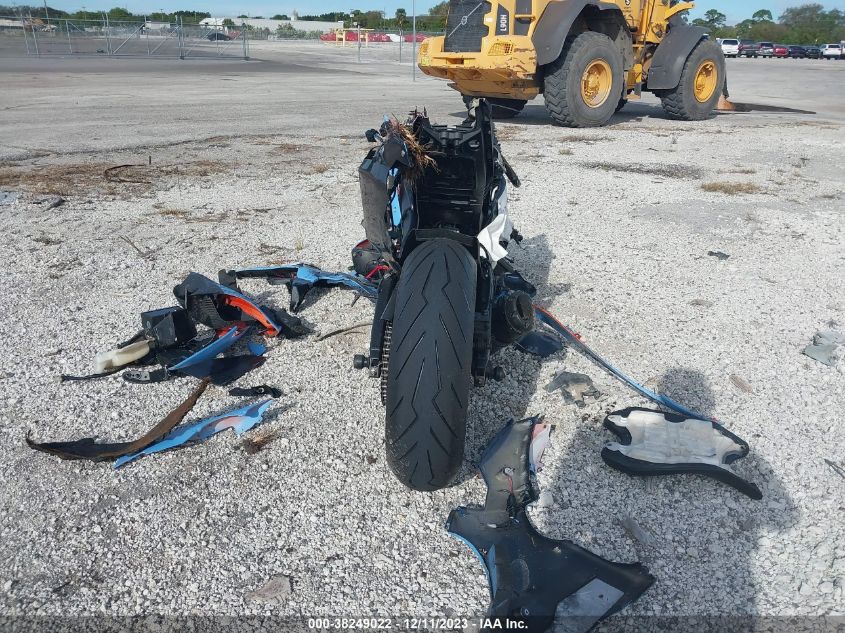 2009 YAMAHA YZFR6 - JYARJ16E49A011924