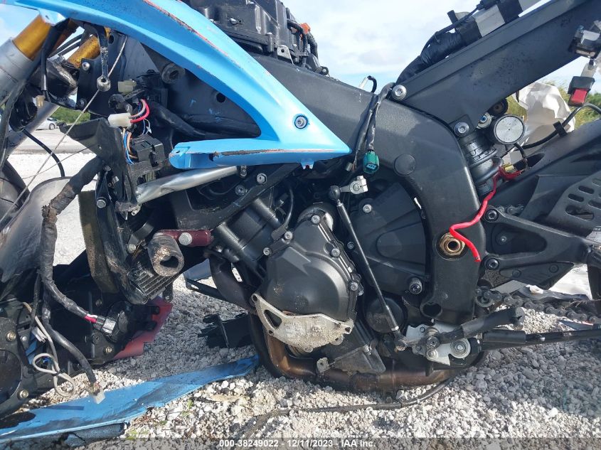 2009 YAMAHA YZFR6 - JYARJ16E49A011924