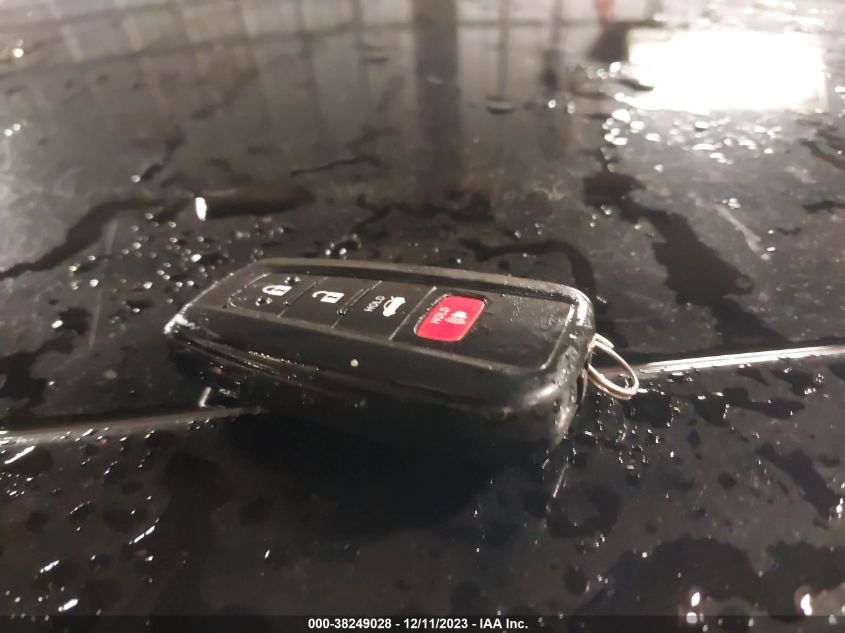 2018 TOYOTA CAMRY L/LE/XLE/SE/XSE - 4T1B11HK9JU067672