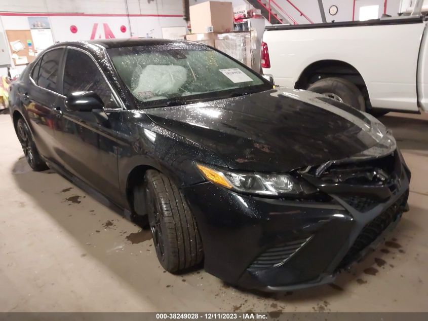 2018 TOYOTA CAMRY L/LE/XLE/SE/XSE - 4T1B11HK9JU067672