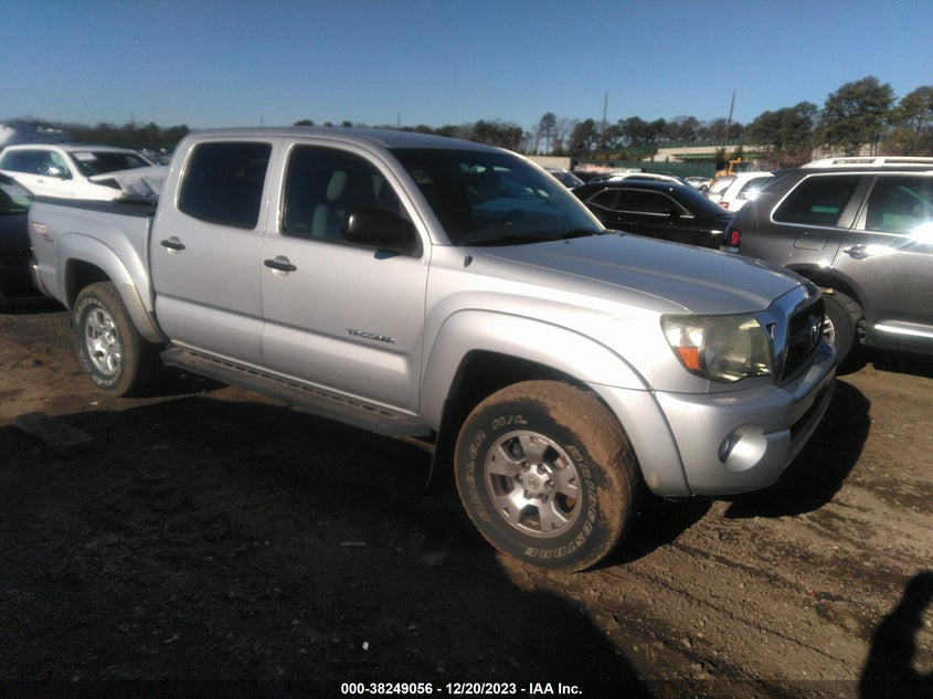 2011 TOYOTA TACOMA