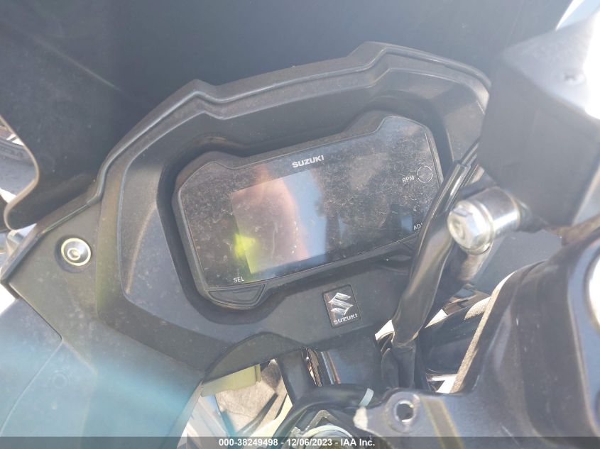 2018 SUZUKI GSX250R LC6DN11A7J1100054