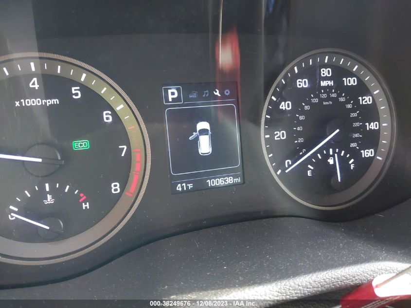 2016 HYUNDAI TUCSON LIMITED/SPORT AND ECO/SE - KM8J3CA43GU091374