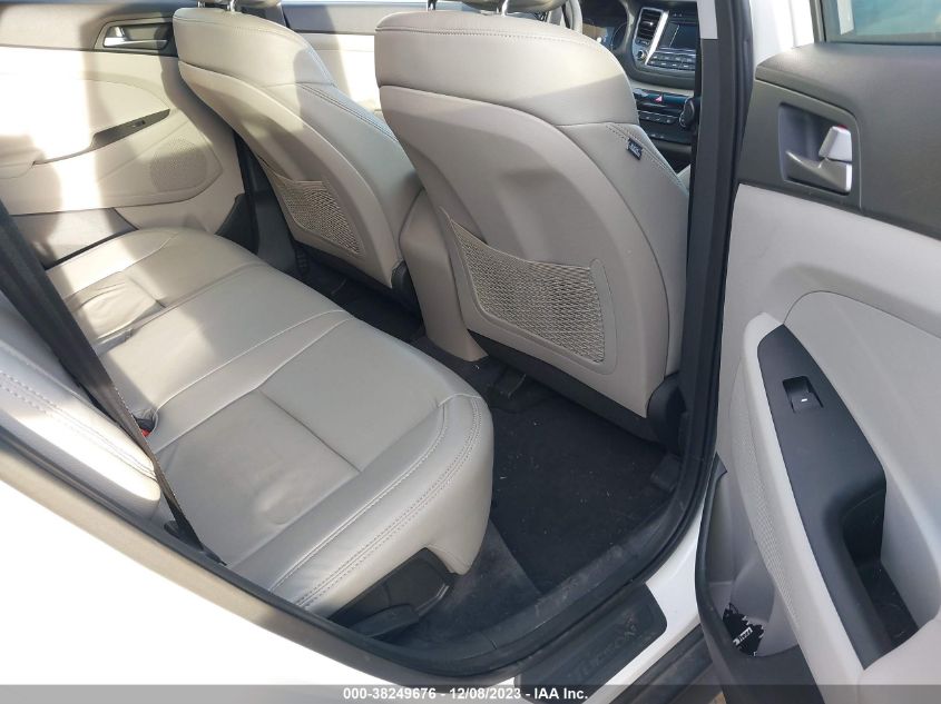 2016 HYUNDAI TUCSON LIMITED/SPORT AND ECO/SE - KM8J3CA43GU091374