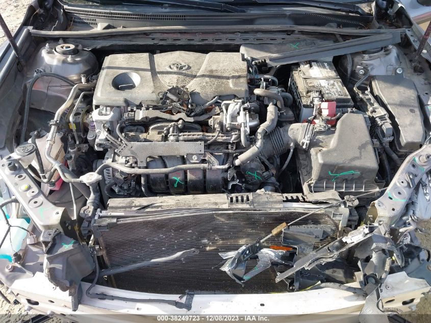 2018 TOYOTA CAMRY SE - 4T1B11HK6JU673155