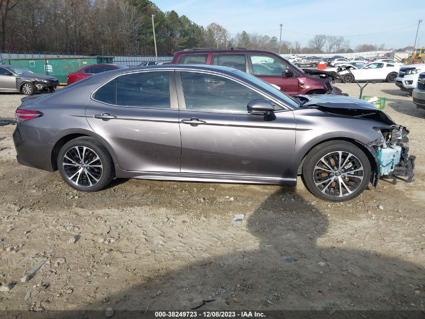 2018 TOYOTA CAMRY SE - 4T1B11HK6JU673155