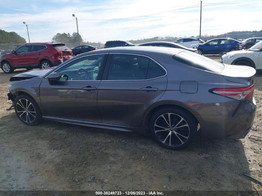 2018 TOYOTA CAMRY SE - 4T1B11HK6JU673155