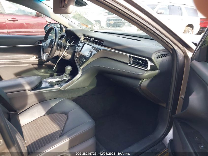 2018 TOYOTA CAMRY SE - 4T1B11HK6JU673155