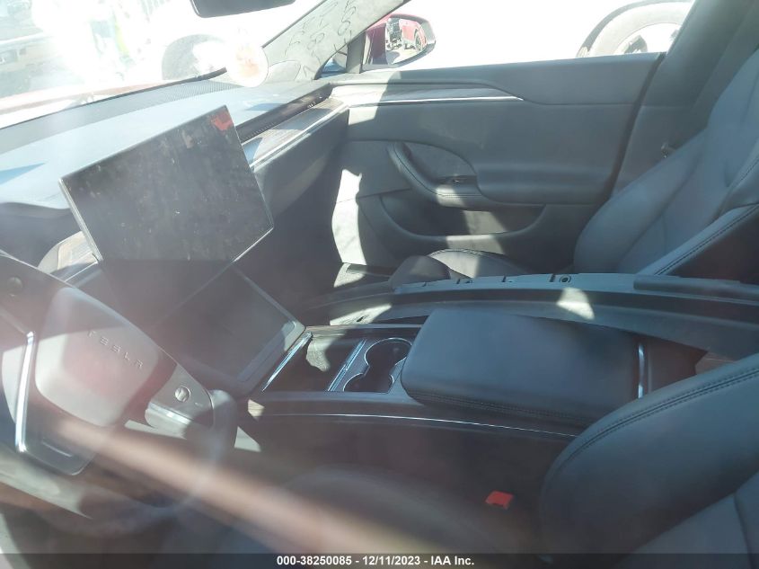 2022 TESLA MODEL S - 5YJSA1E52NF490935