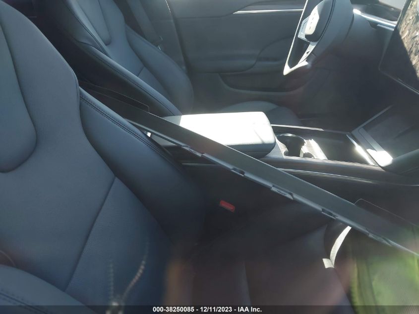 2022 TESLA MODEL S - 5YJSA1E52NF490935