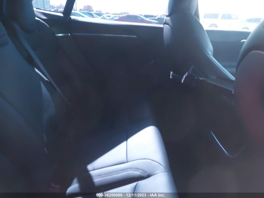 2022 TESLA MODEL S - 5YJSA1E52NF490935