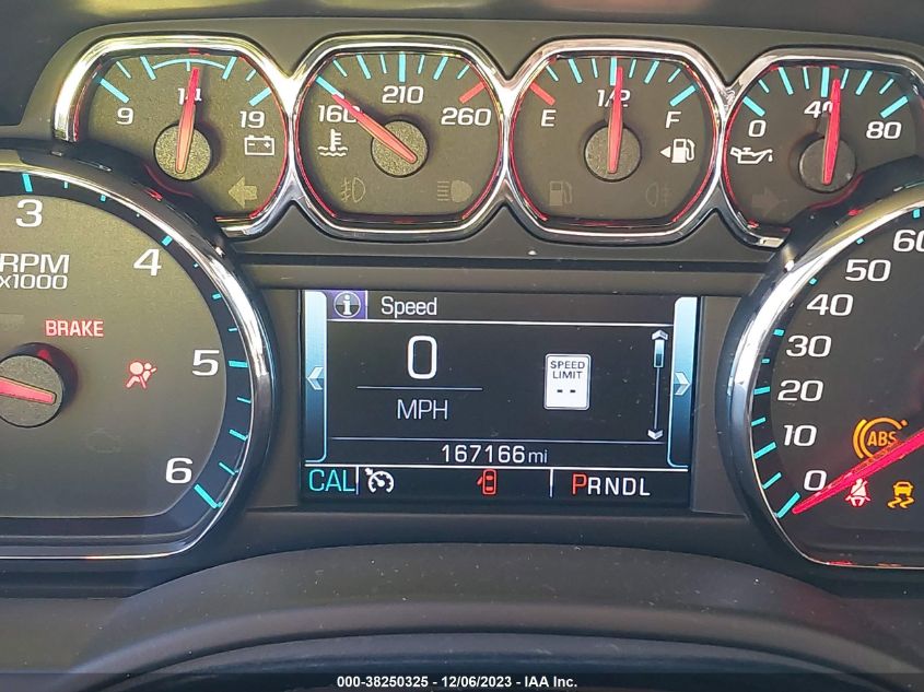 2018 CHEVROLET SUBURBAN C1500 LT - 1GNSCHKC8JR111552