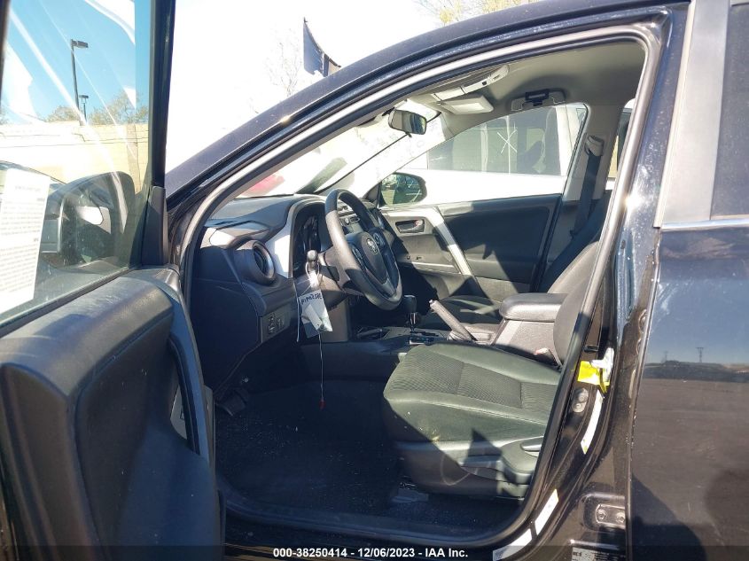 2018 TOYOTA RAV4 LE - 2T3ZFREV1JW469805