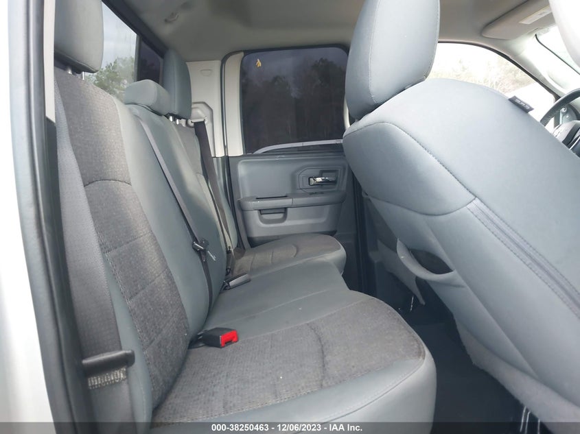 VIN 1C6RR7GG7JS231323 2018 RAM 1500 BIG HORN  4X4 6\4" BOX