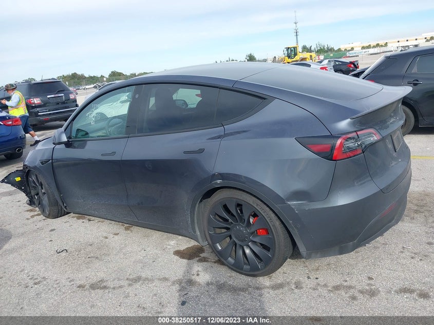 VIN 7SAYGDEF4NF538795 2022 TESLA MODEL Y