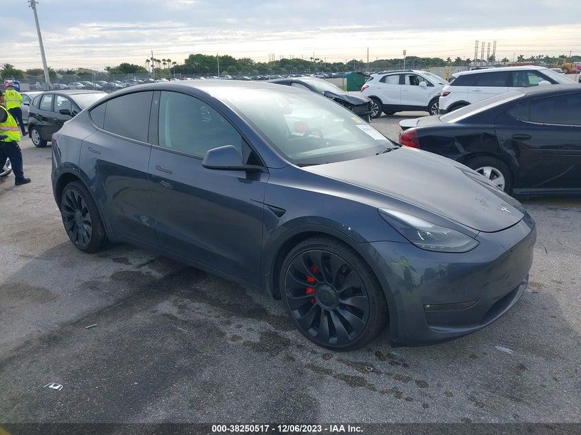 VIN 7SAYGDEF4NF538795 2022 TESLA MODEL Y