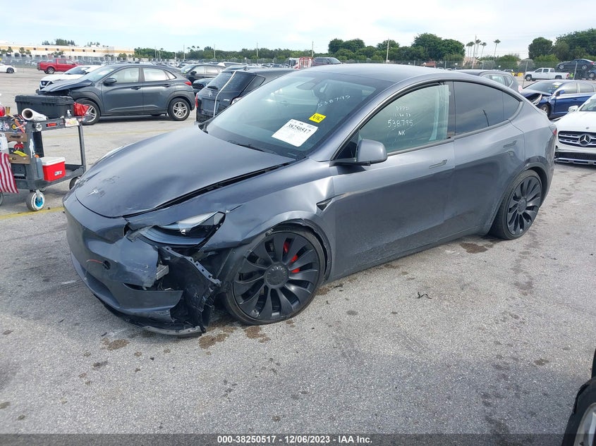 VIN 7SAYGDEF4NF538795 2022 TESLA MODEL Y