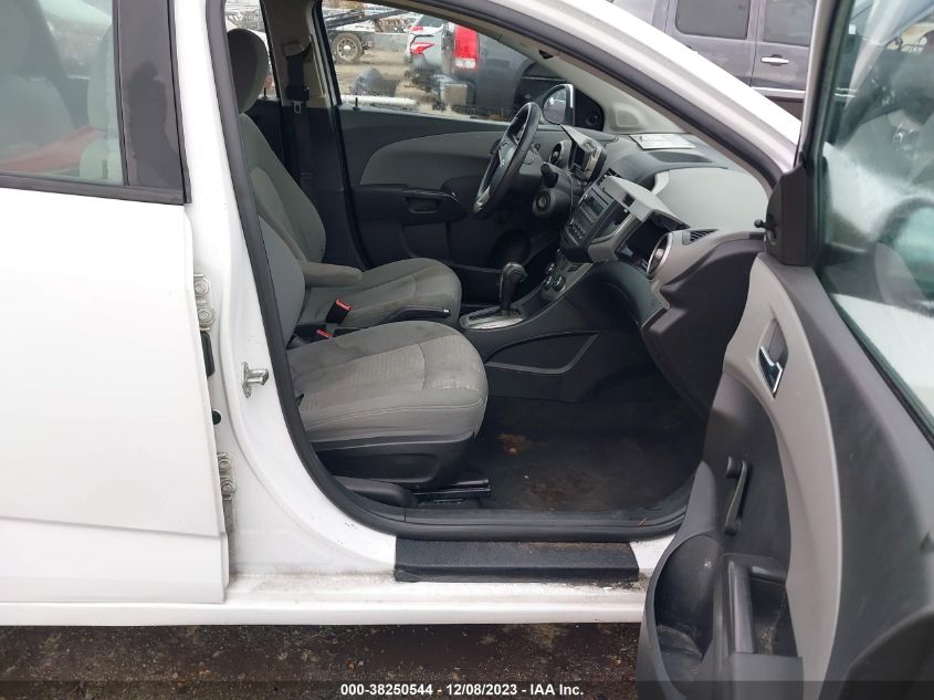 2014 CHEVROLET SONIC LS AUTO - 1G1JA6SH2E4140082