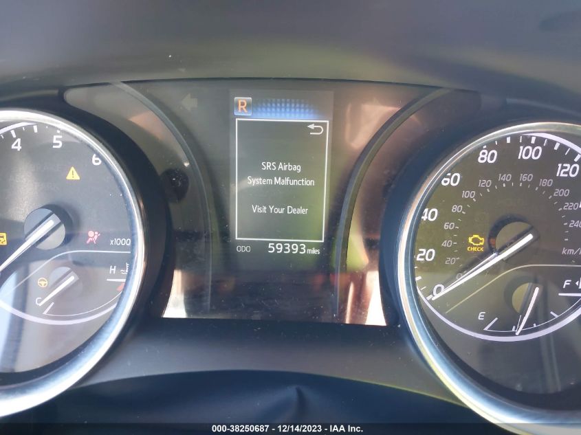 2019 TOYOTA CAMRY SE - 4T1B11HK0KU721587