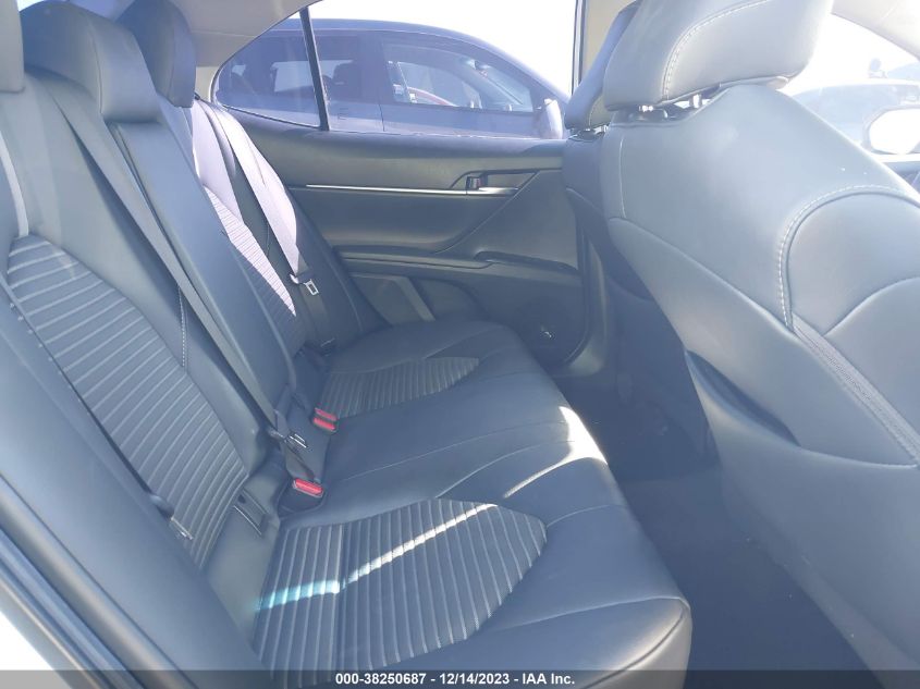 2019 TOYOTA CAMRY SE - 4T1B11HK0KU721587