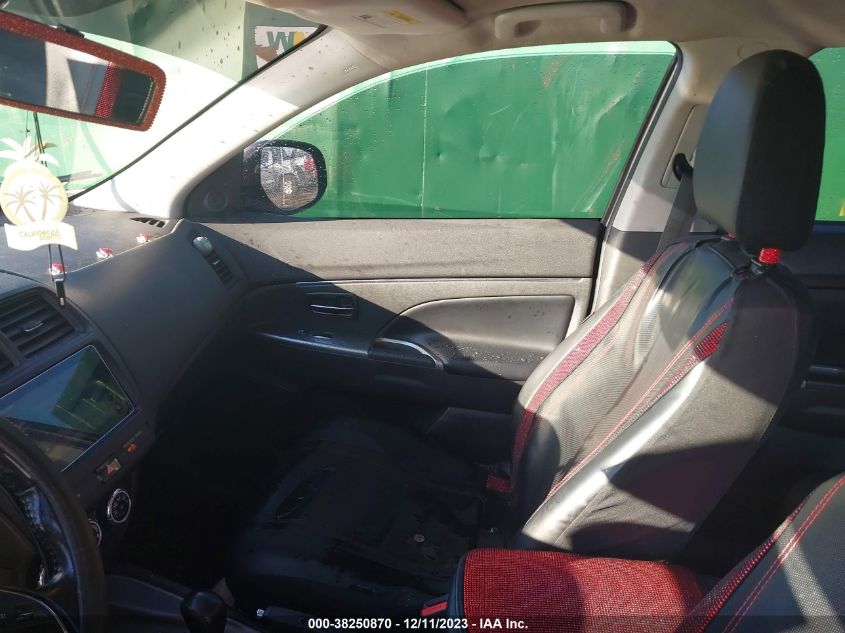 2018 MITSUBISHI OUTLANDER SPORT 2.4 SE - JA4AP3AW1JU020881