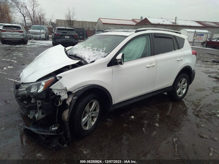2014 TOYOTA RAV4 XLE - 2T3RFREV8EW215532