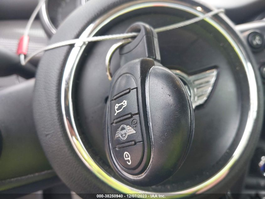 2015 MINI HARDTOP COOPER - WMWXM5C59F3A56601