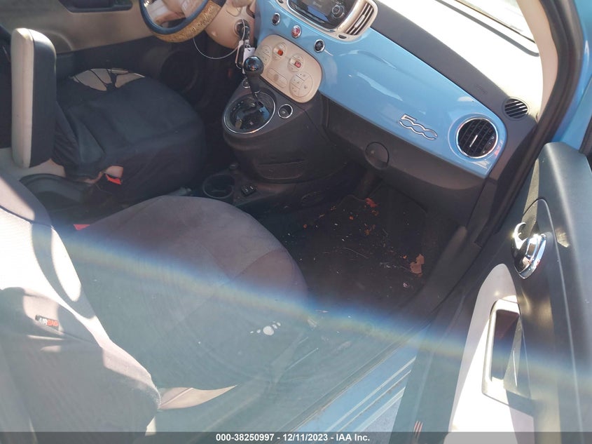 VIN 3C3CFFKR1HT671349 2017 FIAT 500 POP