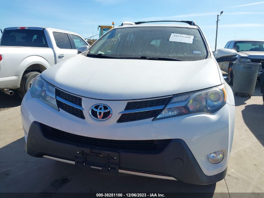 2015 TOYOTA RAV4 XLE - JTMWFREV8FD058568