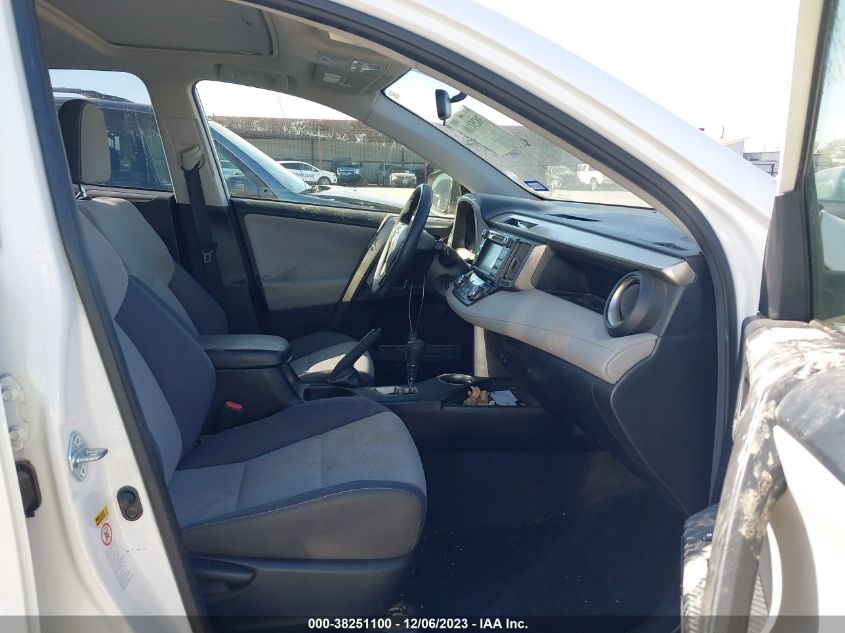 2015 TOYOTA RAV4 XLE - JTMWFREV8FD058568