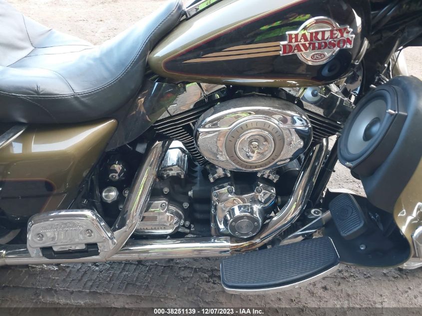 2007 HARLEY-DAVIDSON FLHTCUI 1HD1FC4127Y619832