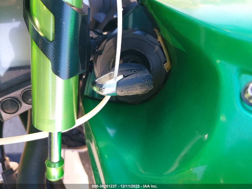 2014 KAWASAKI ZR1000 G - JKAZRCG14EA000673